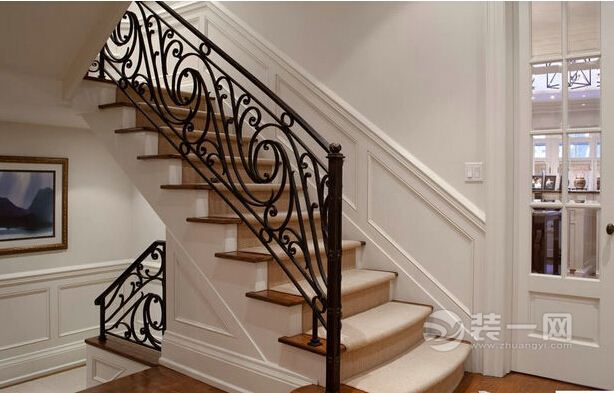 楼梯扶手高度及尺寸介绍 楼梯扶手装修效果图