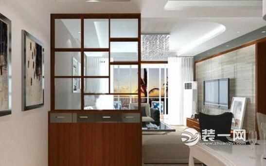 客厅与餐厅珠帘隔断法:客厅与餐厅隔断采用珠帘的方法,这可以