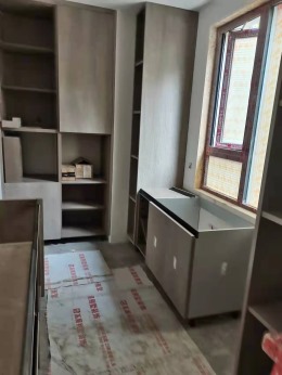 世贸铜雀台雅苑