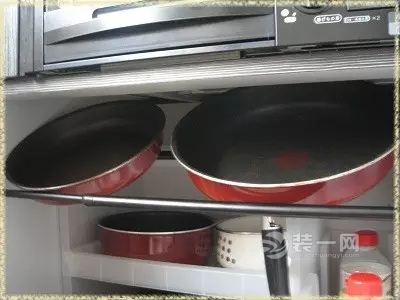 伸缩杆
