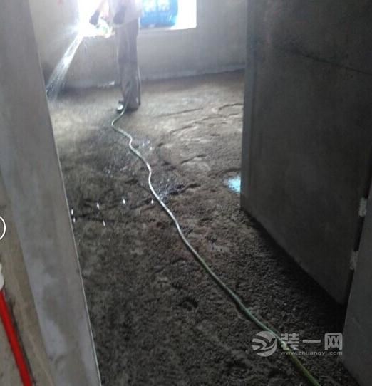 地暖安装结束——大沙回填
