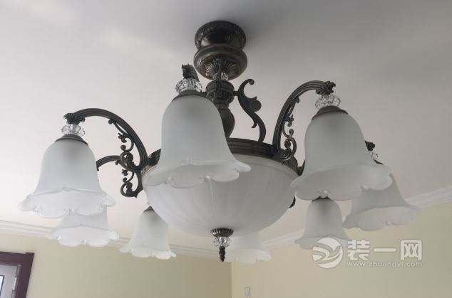 灯具实际安装完成效果