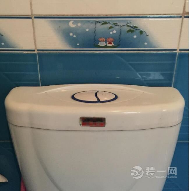 马桶水箱